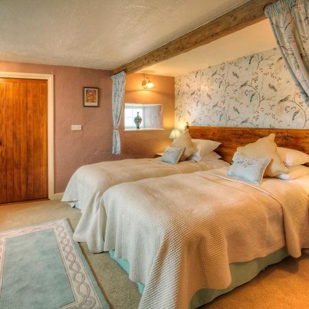 Tinhay Mill Hotel Lifton Exterior photo